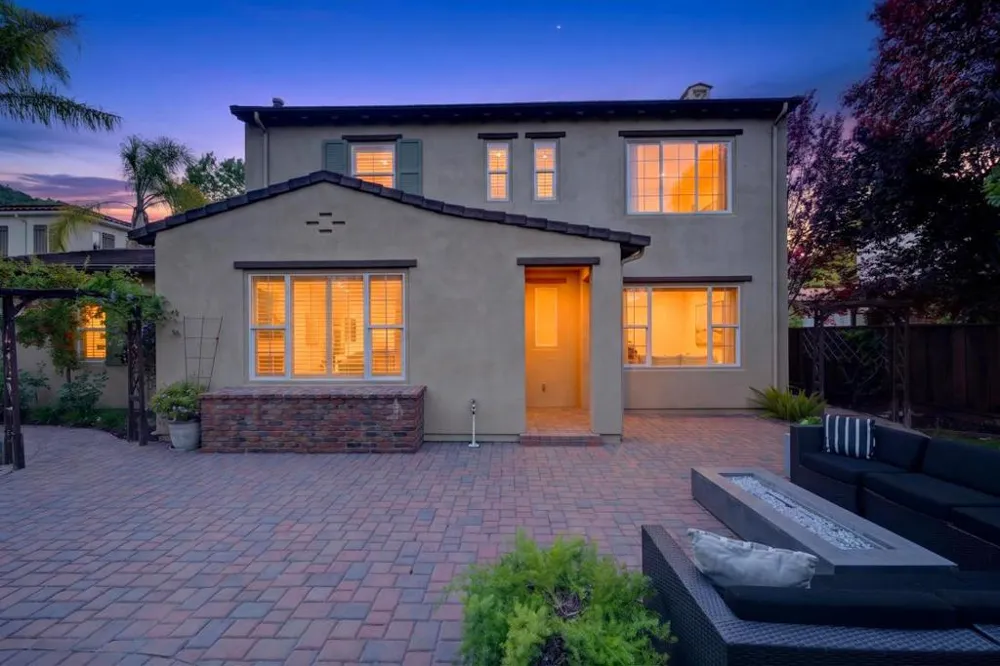 7532 Strath Place Gilroy, CA 95020