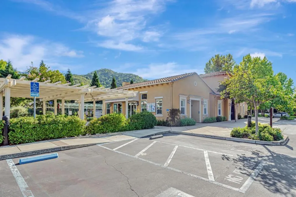 7532 Strath Place Gilroy, CA 95020