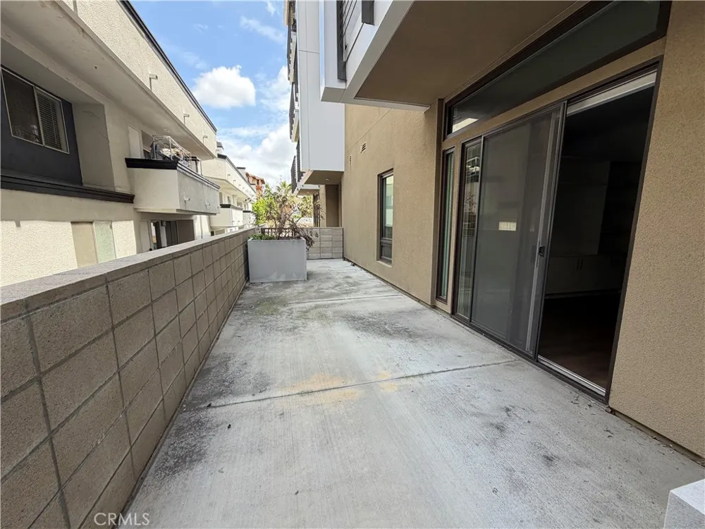 709 E Walnut Street #222 Pasadena, CA 91101