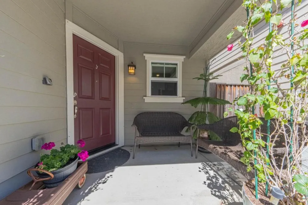 19832 Gabilan View Drive Salinas, CA 93906