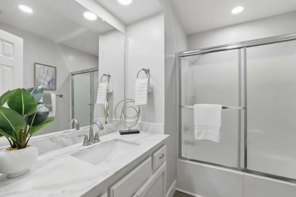 1222 Linder Hill Lane San Jose, CA 95120