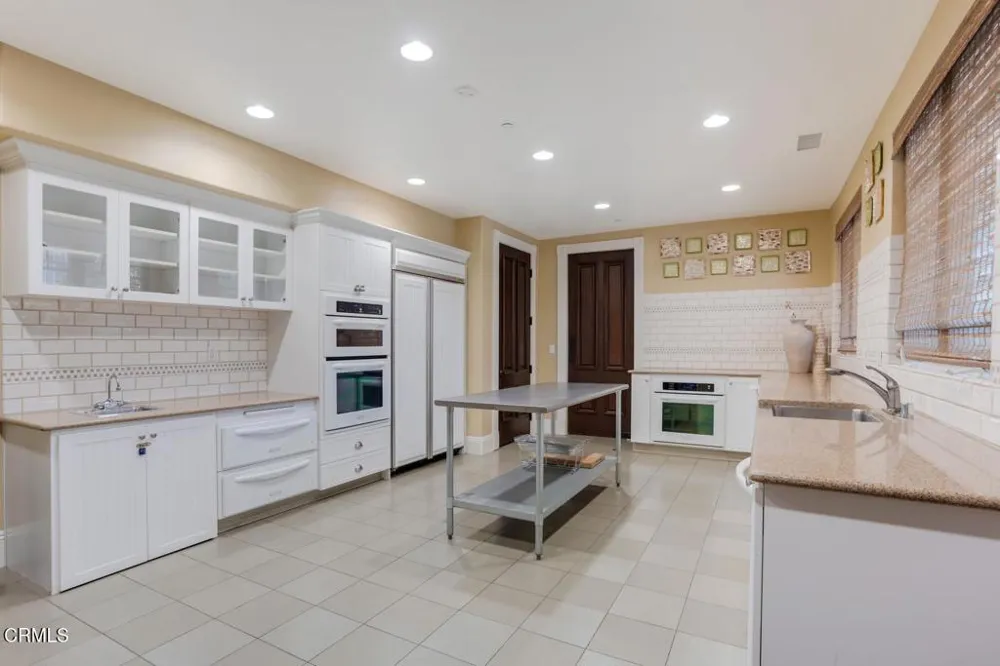 1553 Windshore Way Oxnard, CA 93035