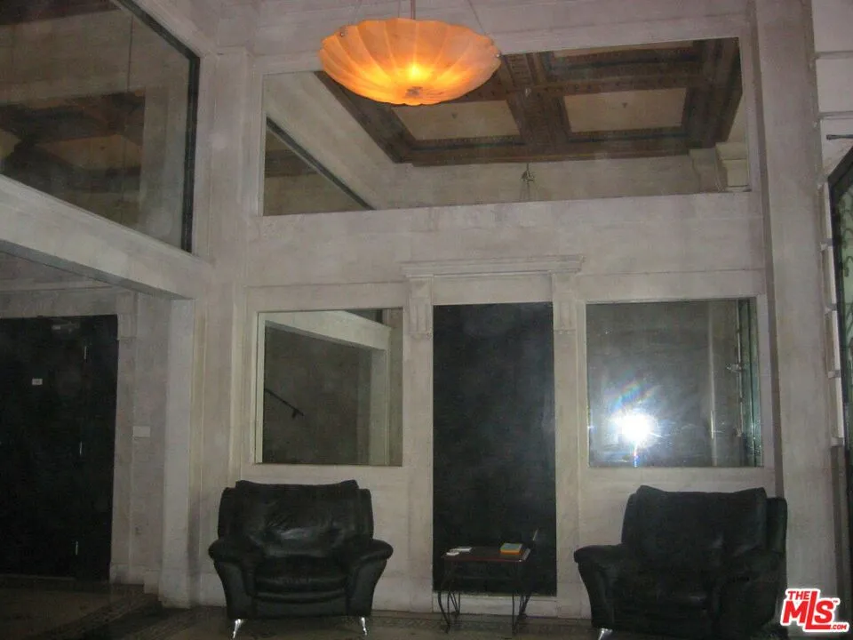 108 W 2nd Street #908 Los Angeles, CA 90012