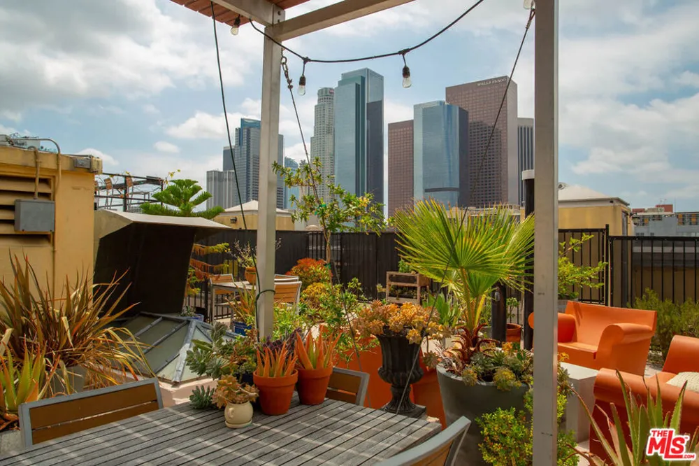 108 W 2nd Street #908 Los Angeles, CA 90012
