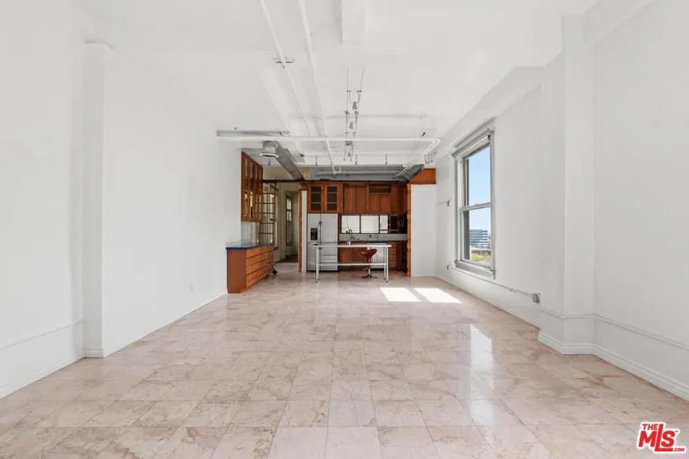 108 W 2nd Street #908 Los Angeles, CA 90012