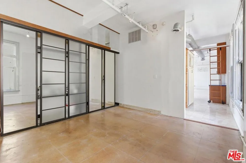 108 W 2nd Street #908 Los Angeles, CA 90012