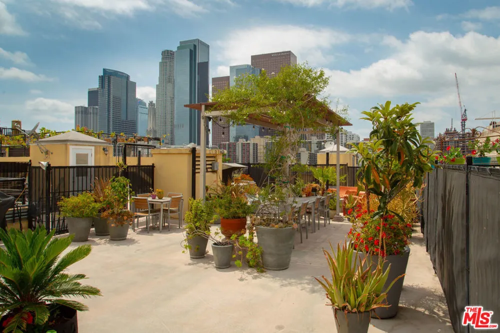 108 W 2nd Street #908 Los Angeles, CA 90012