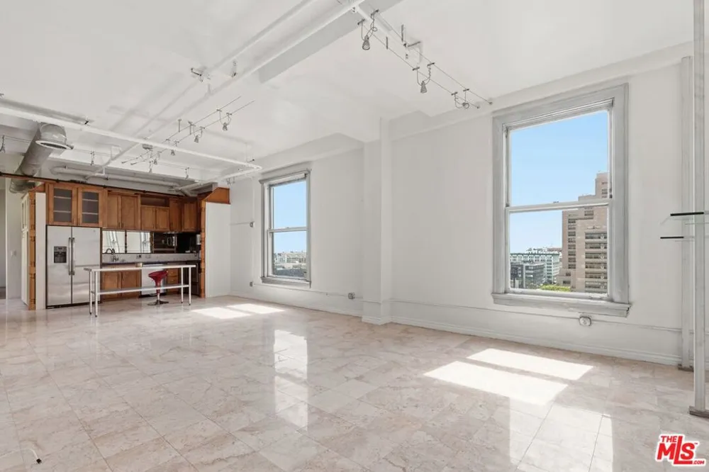 108 W 2nd Street #908 Los Angeles, CA 90012