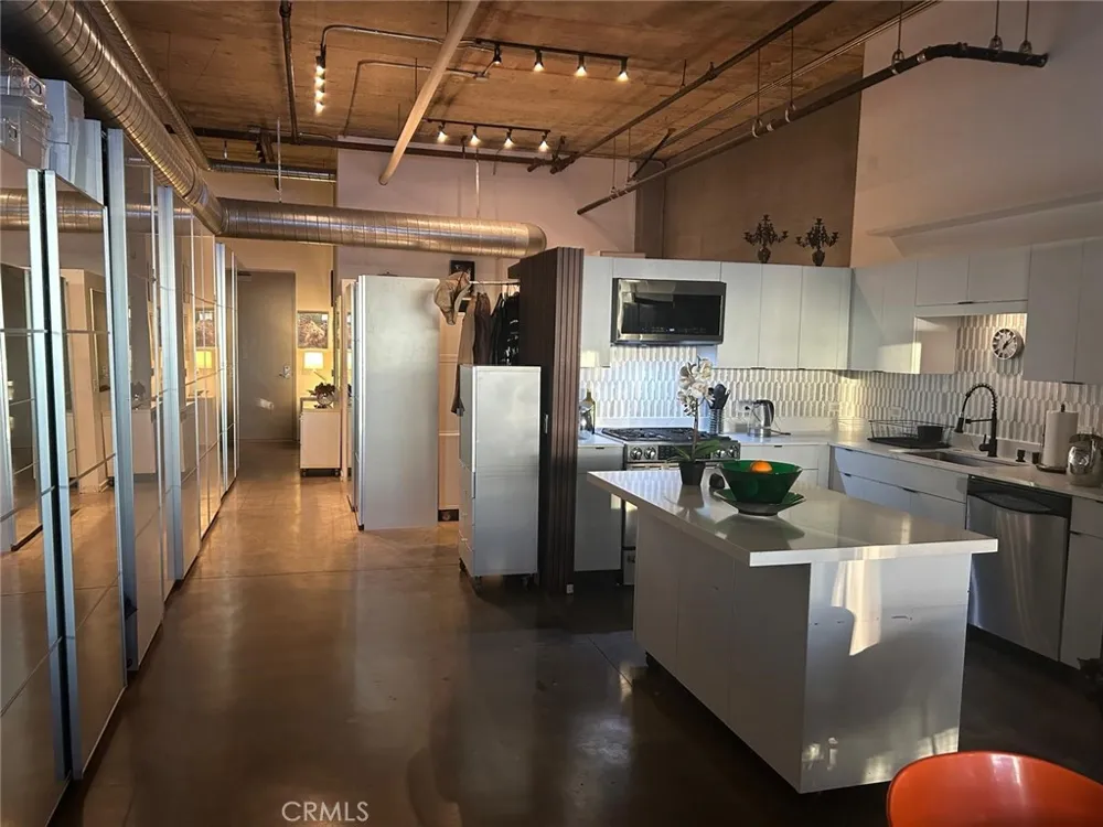 510 S Hewitt Street #515 Los Angeles, CA 90013