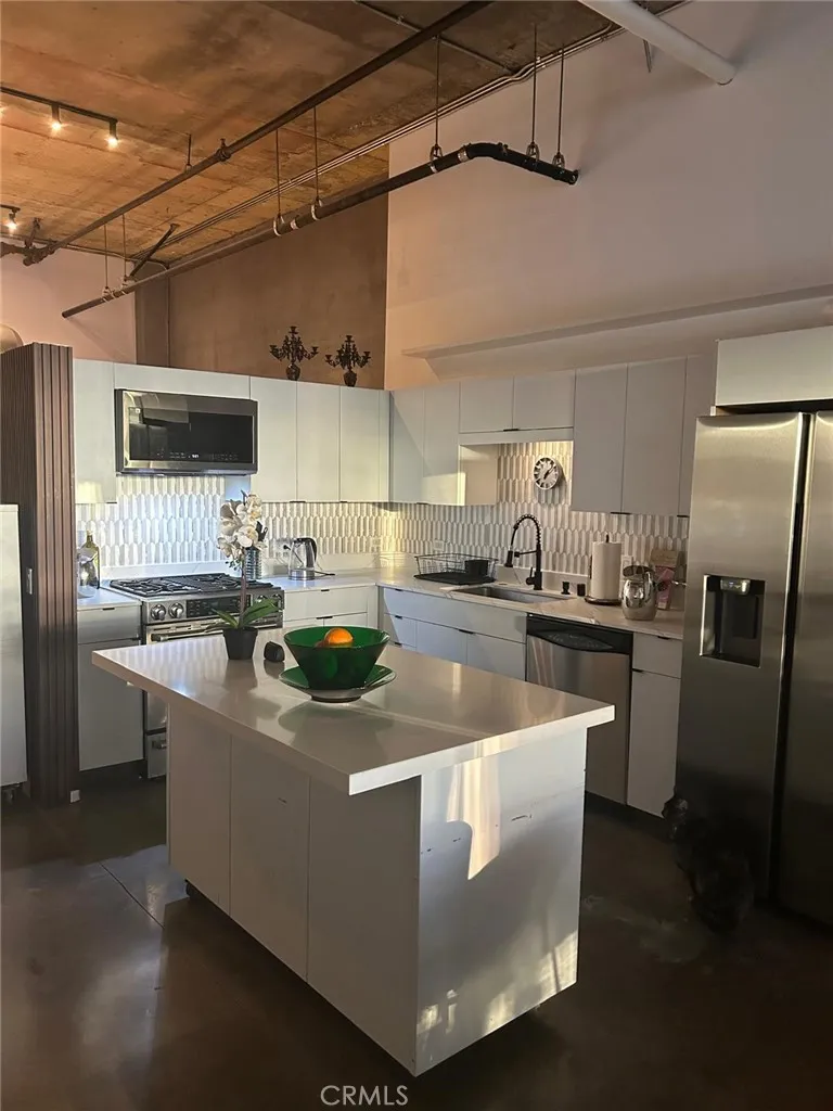 510 S Hewitt Street #515 Los Angeles, CA 90013