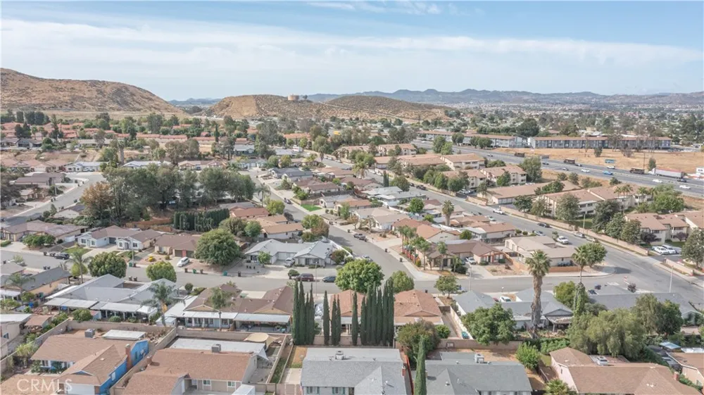 27200 Coronado Menifee, CA 92586