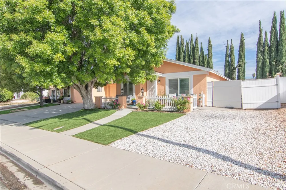 27200 Coronado Menifee, CA 92586