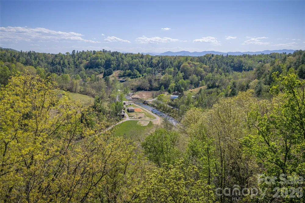 44 Marshbanks Ridge Weaverville, NC 28787