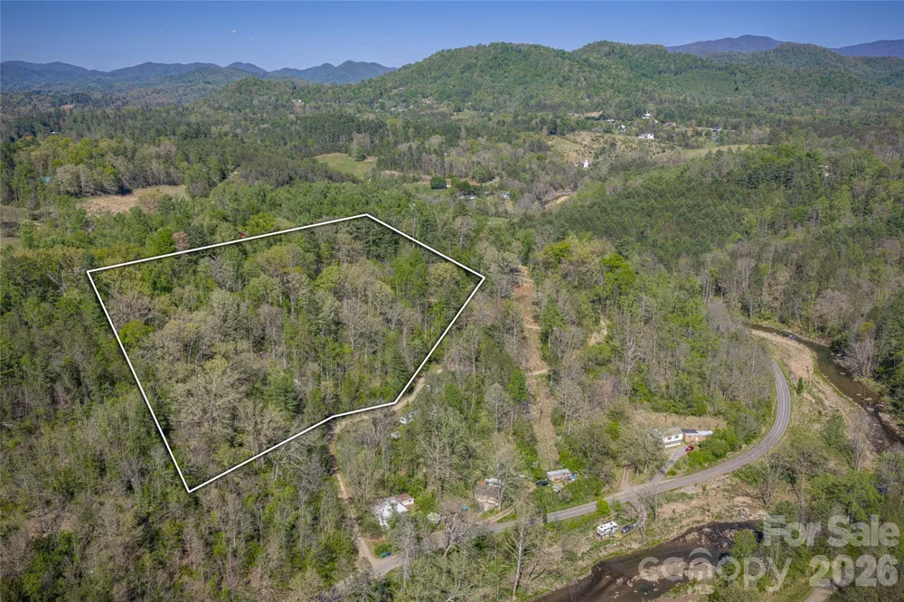 44 Marshbanks Ridge Weaverville, NC 28787