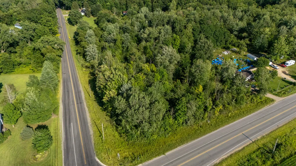 County Road 681 Lawrence, MI 49064