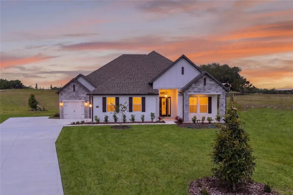 3836 SADDLE HILL TRAIL Fruitland Park, FL 34731