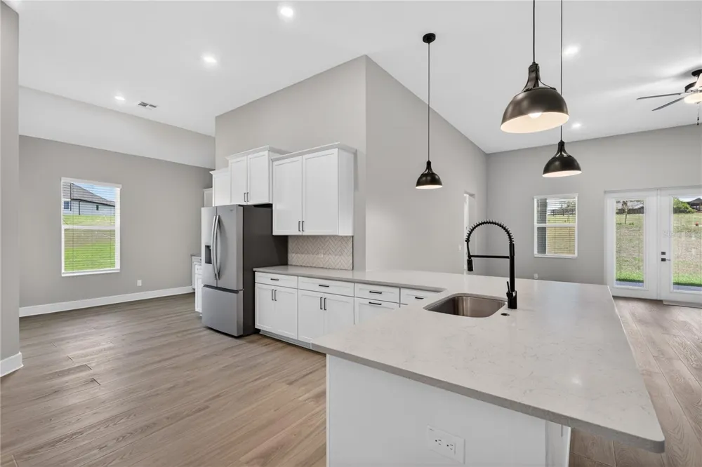 3836 SADDLE HILL TRAIL Fruitland Park, FL 34731