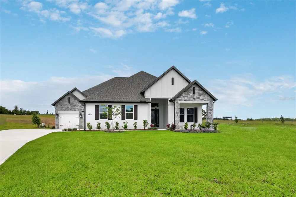 3836 SADDLE HILL TRAIL Fruitland Park, FL 34731