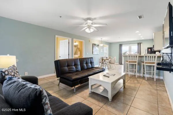 1505 New River Drive #210 Surf City, NC 28445