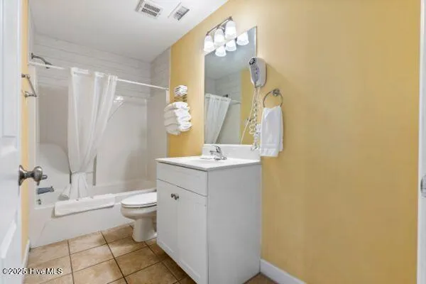 1505 New River Drive #210 Surf City, NC 28445