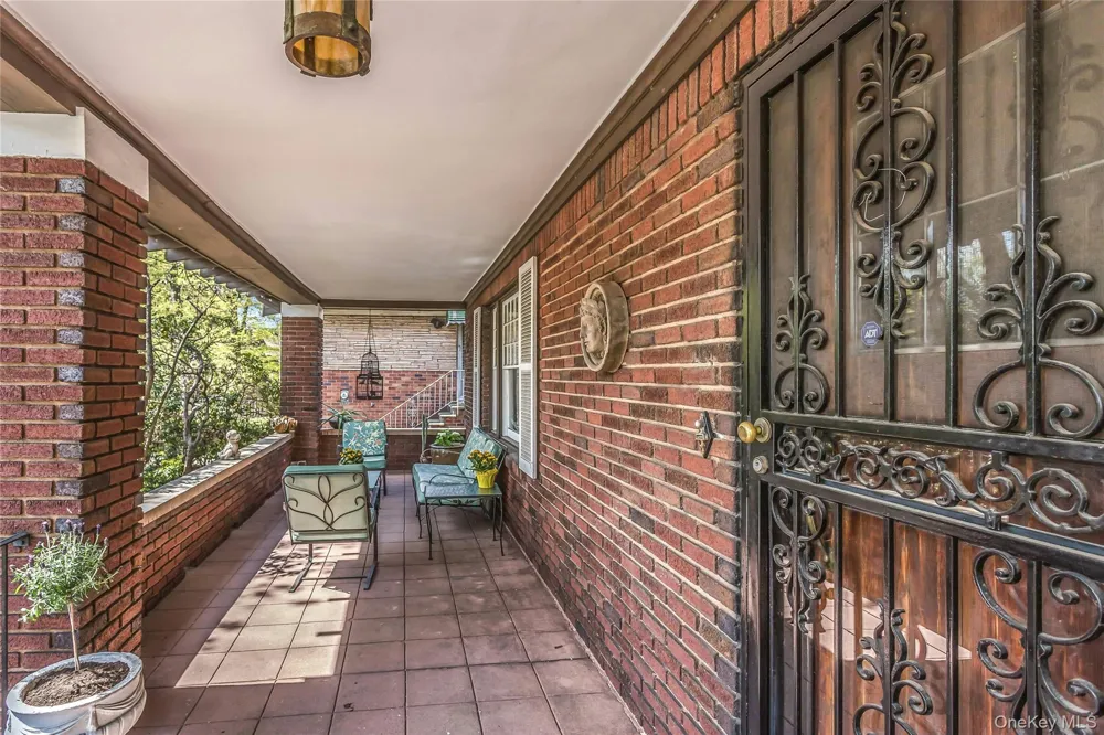 116 82nd Road Kew Gardens, NY 11415