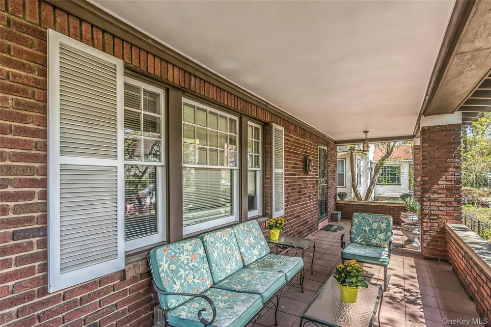 116 82nd Road Kew Gardens, NY 11415