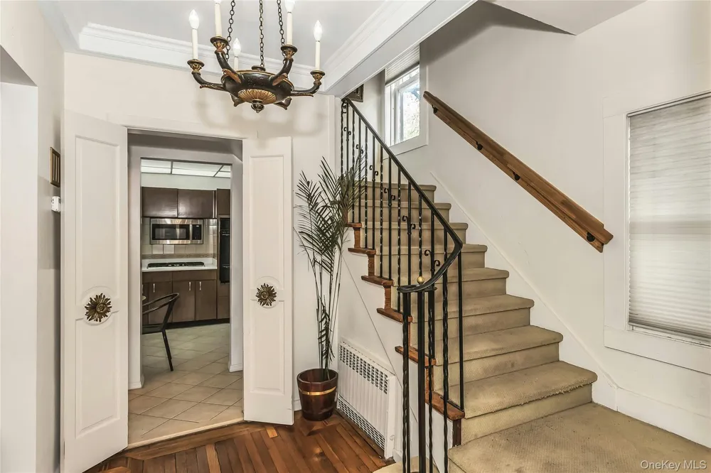 116 82nd Road Kew Gardens, NY 11415