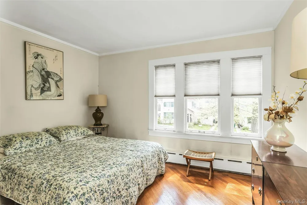116 82nd Road Kew Gardens, NY 11415