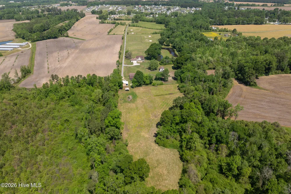 389 Beulaville Highway Richlands, NC 28574