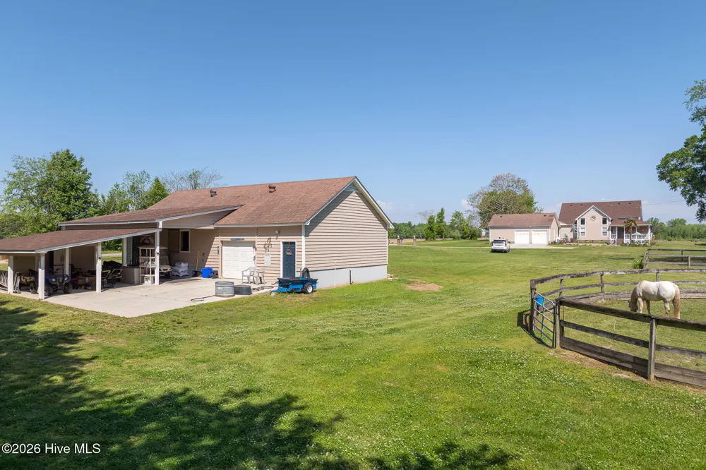 389 Beulaville Highway Richlands, NC 28574