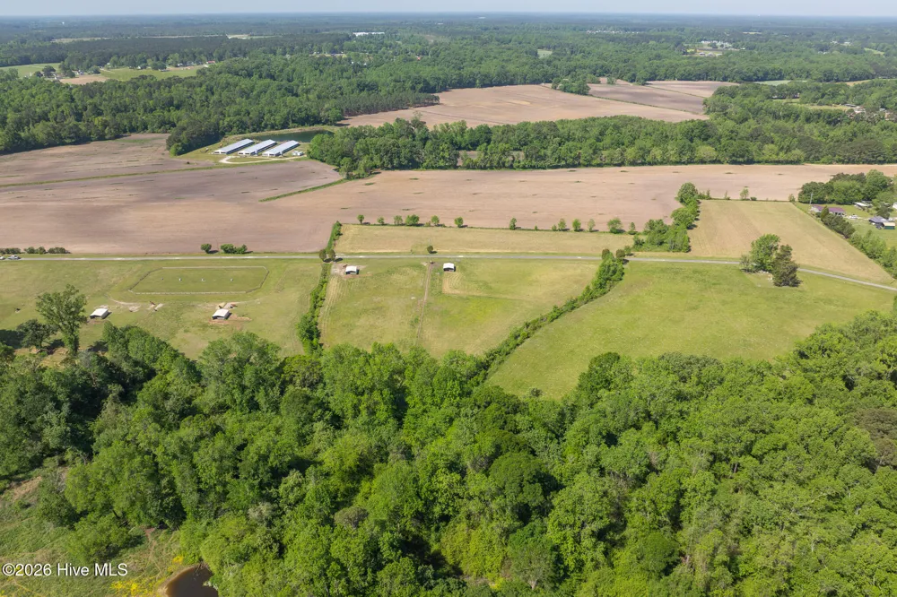 389 Beulaville Highway Richlands, NC 28574