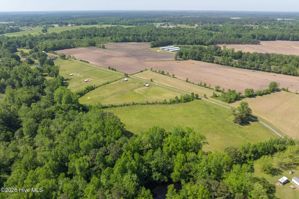 389 Beulaville Highway Richlands, NC 28574