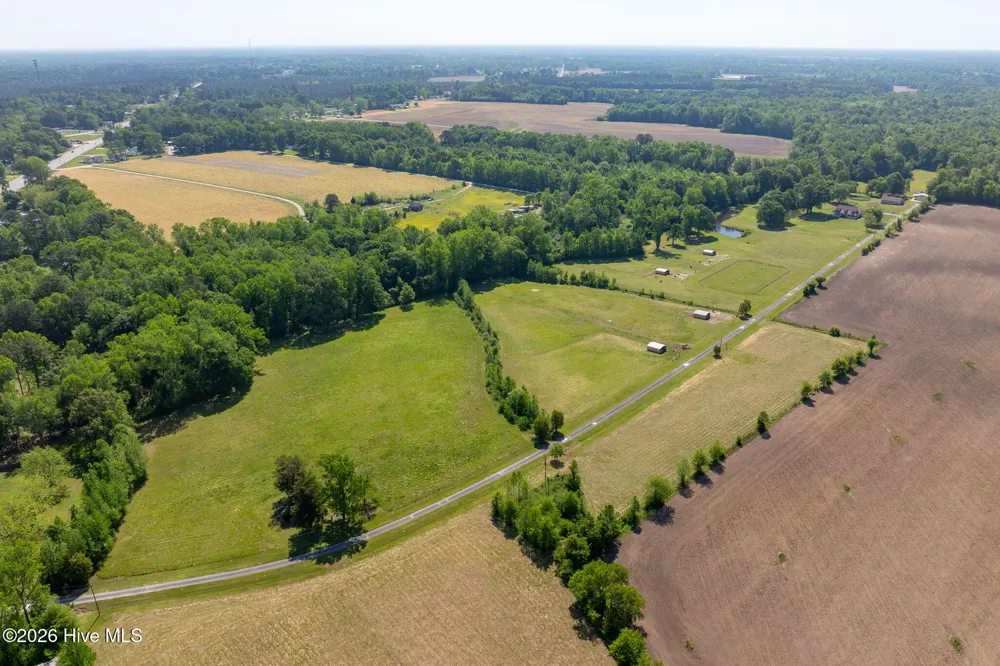 389 Beulaville Highway Richlands, NC 28574