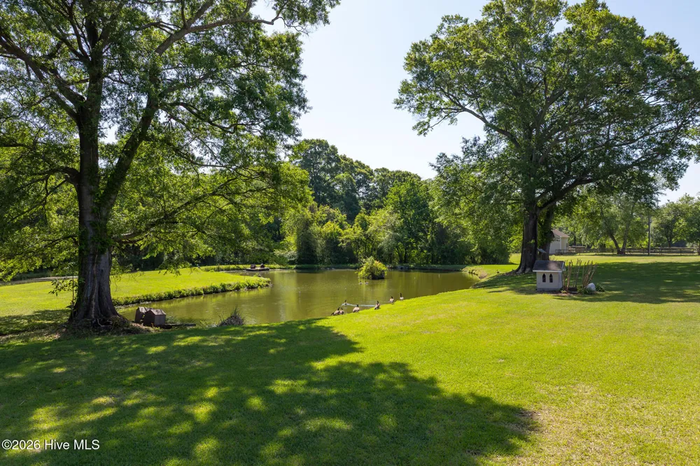 389 Beulaville Highway Richlands, NC 28574