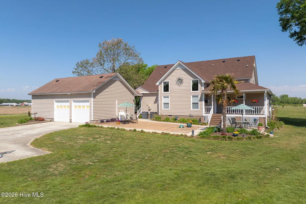 389 Beulaville Highway Richlands, NC 28574