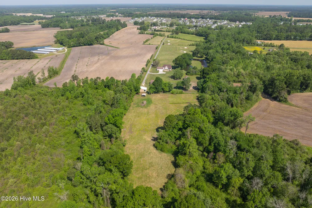 389 Beulaville Highway Richlands, NC 28574