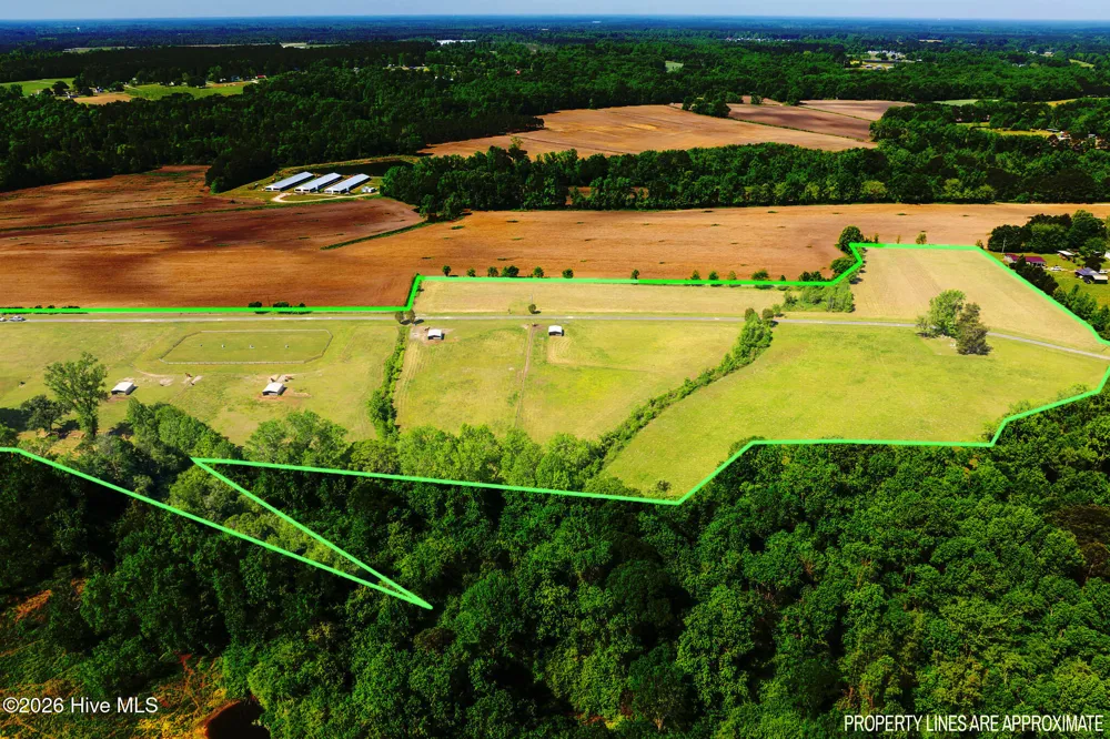 389 Beulaville Highway Richlands, NC 28574
