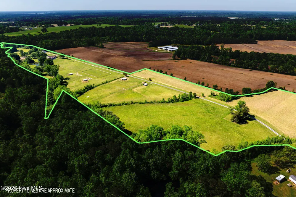 389 Beulaville Highway Richlands, NC 28574