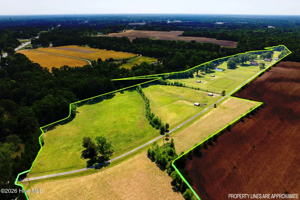 389 Beulaville Highway Richlands, NC 28574