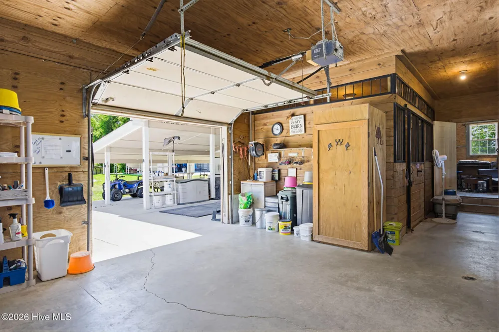 389 Beulaville Highway Richlands, NC 28574