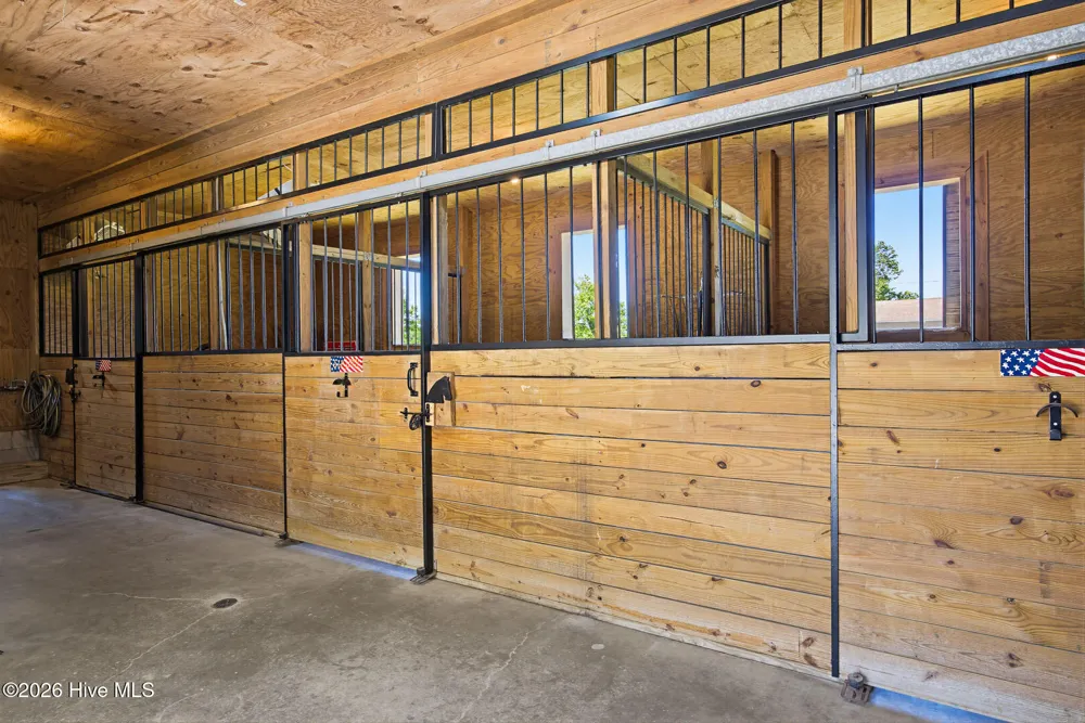 389 Beulaville Highway Richlands, NC 28574