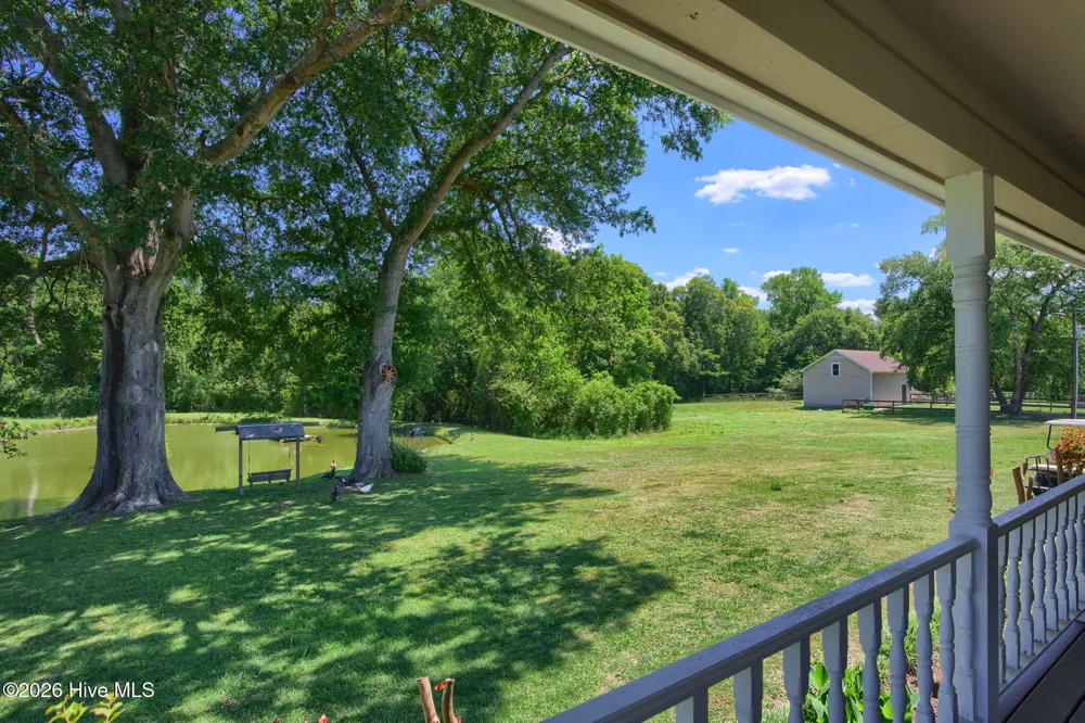 389 Beulaville Highway Richlands, NC 28574
