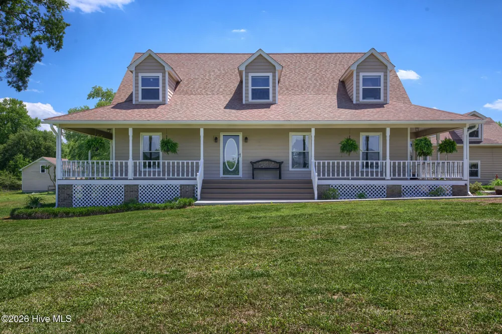 389 Beulaville Highway Richlands, NC 28574