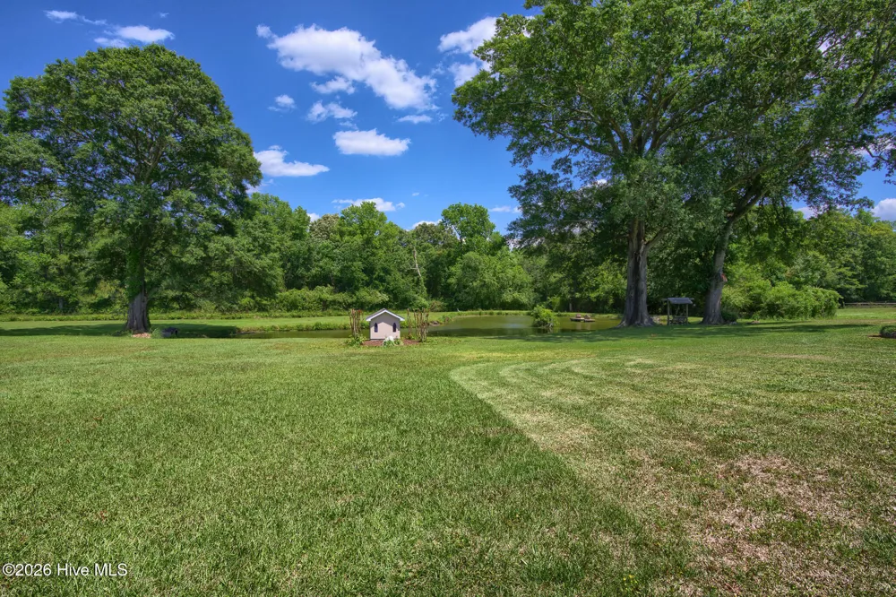 389 Beulaville Highway Richlands, NC 28574