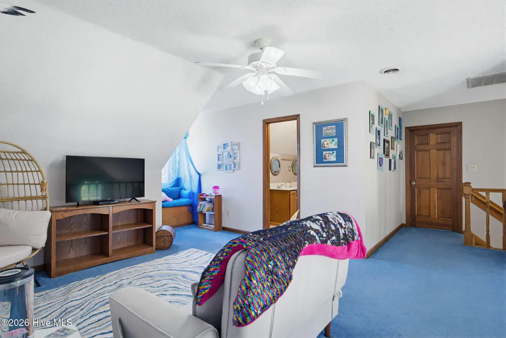 389 Beulaville Highway Richlands, NC 28574