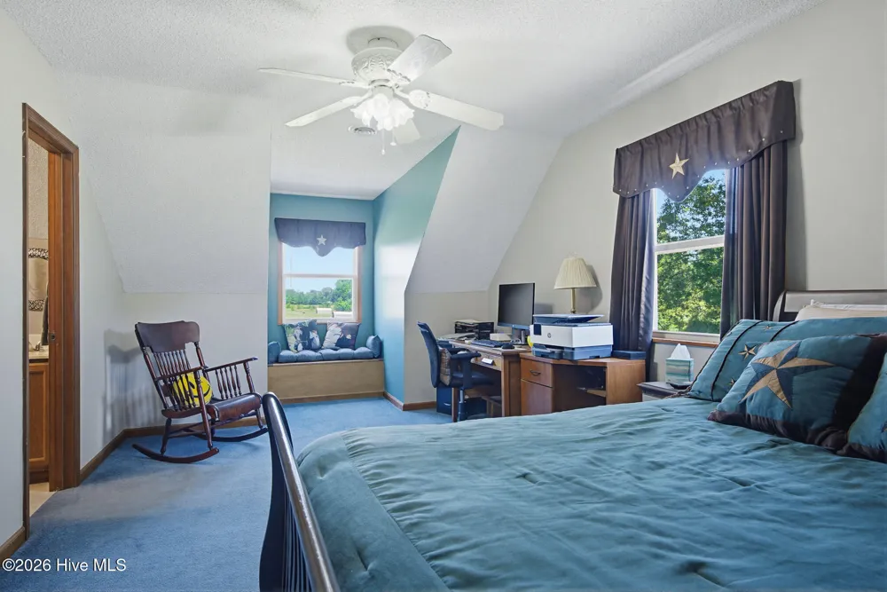 389 Beulaville Highway Richlands, NC 28574