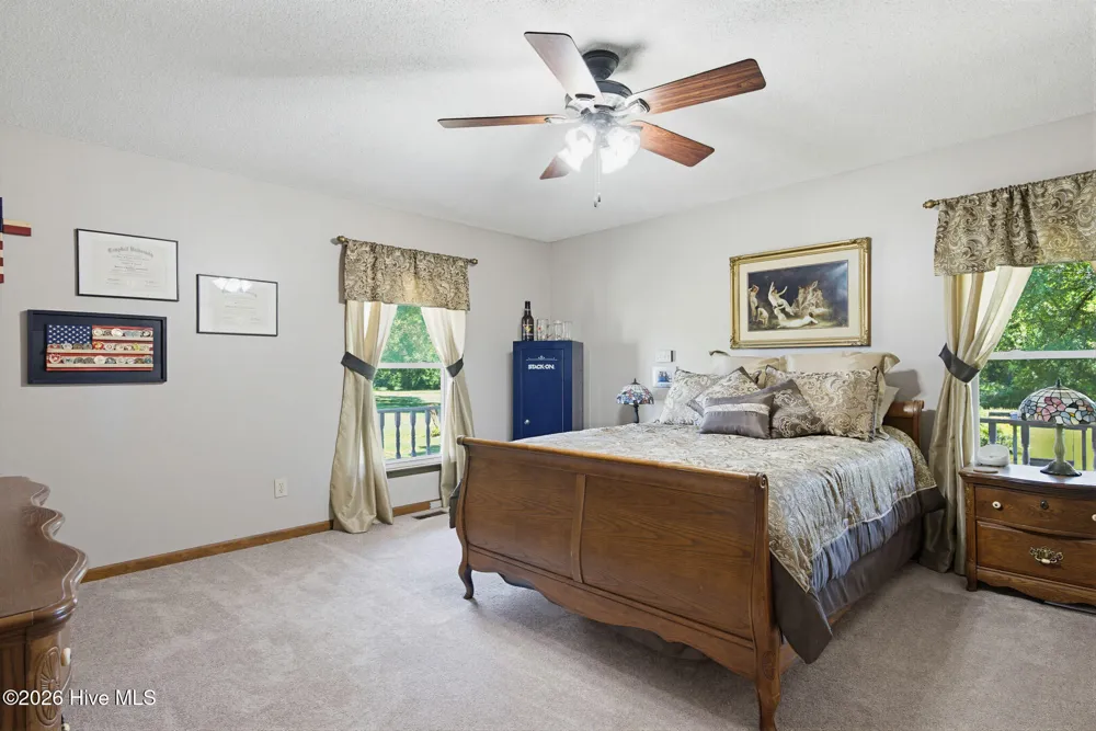 389 Beulaville Highway Richlands, NC 28574
