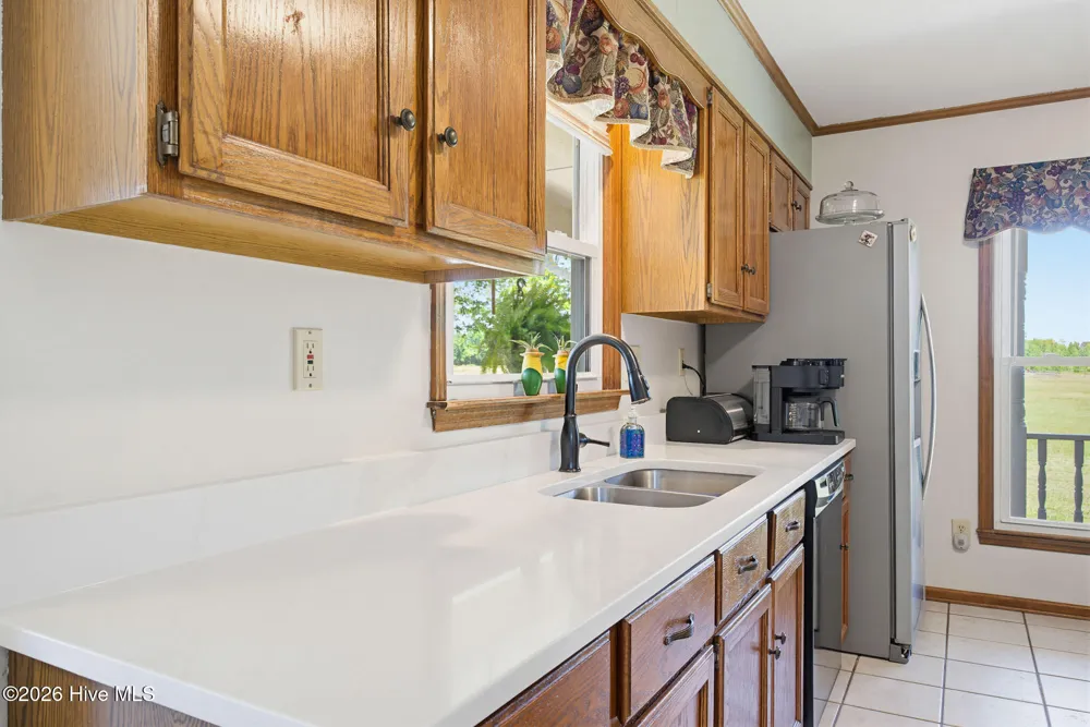 389 Beulaville Highway Richlands, NC 28574