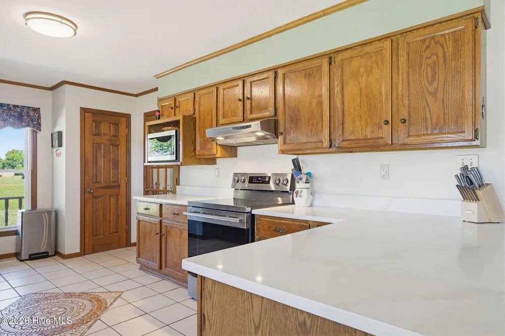 389 Beulaville Highway Richlands, NC 28574