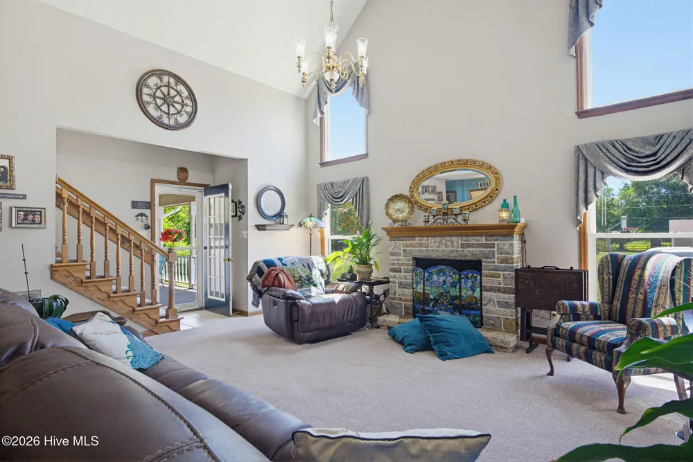 389 Beulaville Highway Richlands, NC 28574